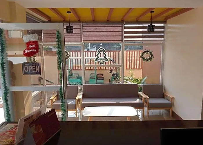 فندق Oyo 1122 Ranchotel Aklan مانيلا