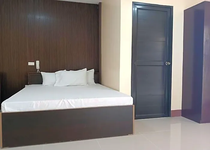 Oyo 1122 Ranchotel Aklan 3* مانيلا